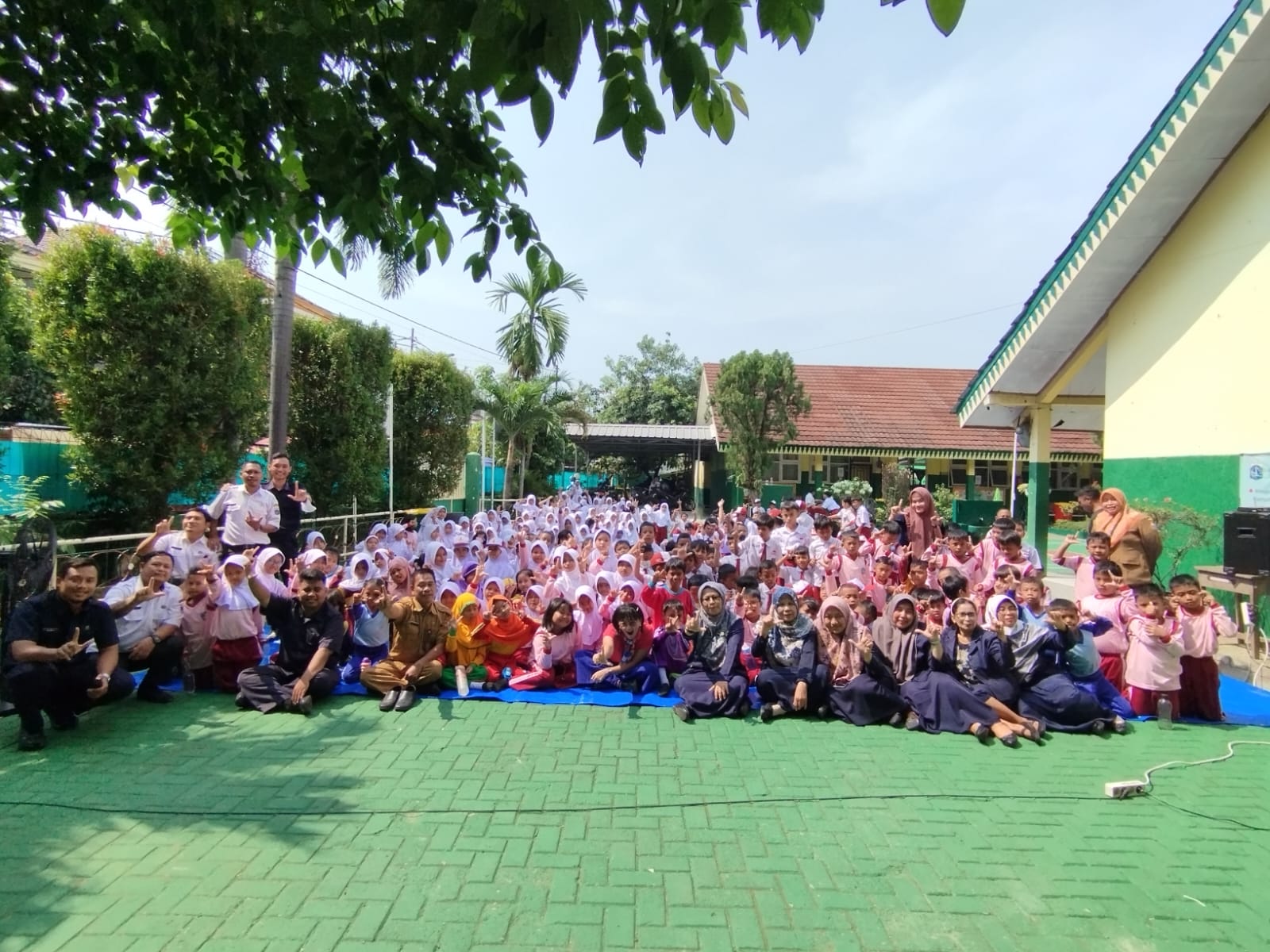 Wisata LiterAsyik Ke SDN Pinang Ranti 04